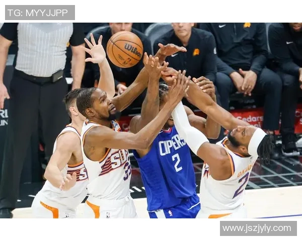 活塞负雄鹿，遗憾无缘季后赛——球队的挑战与未来展望