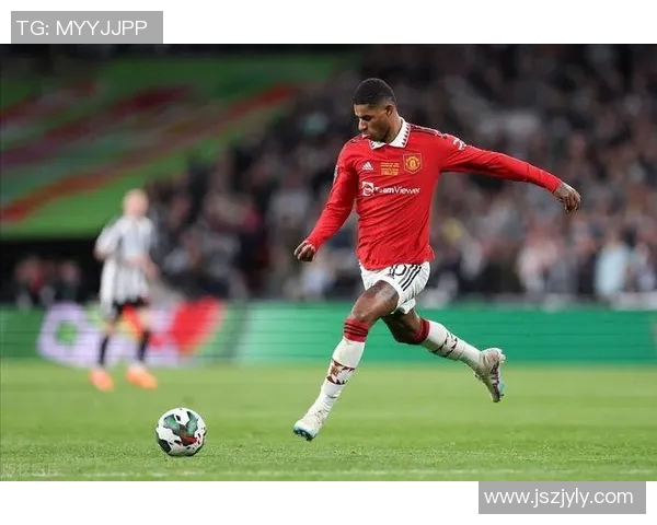 皇家贝蒂斯宣布与前阿森纳球员奥尔特罗续约,迎来绿白军团新辉煌 皇家贝蒂斯宣布与前阿森纳球员奥尔特罗续约,迎来绿白军团新辉煌