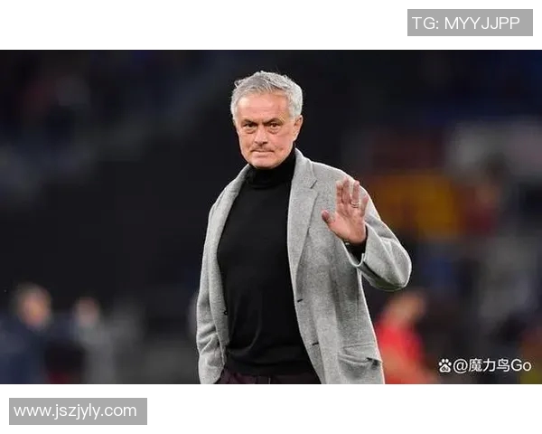 穆里尼奥赴一线看望重病球员,发表声明称将全力支持其康复 穆里尼奥赴一线看望重病球员,发表声明称将全力支持其康复