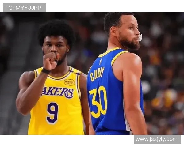 詹姆斯带领湖人击败勇士夺得西部冠军,晋级总决赛 詹姆斯带领湖人击败勇士夺得西部冠军,晋级总决赛