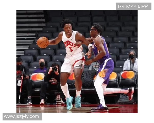 赵继克里斯多夫-奥贝克帕频频现身关键时刻,全能球员成为球队定海神针 赵继克里斯多夫-奥贝克帕频频现身关键时刻,全能球员成为球队定海神针